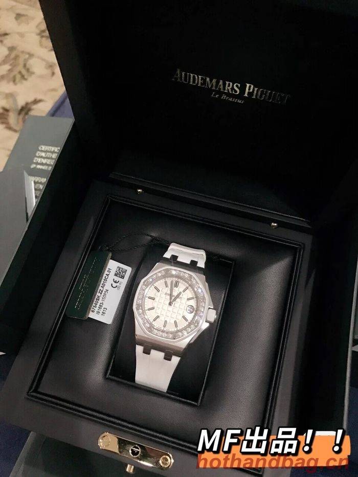 Audemars Piguet Watch APW00010-1